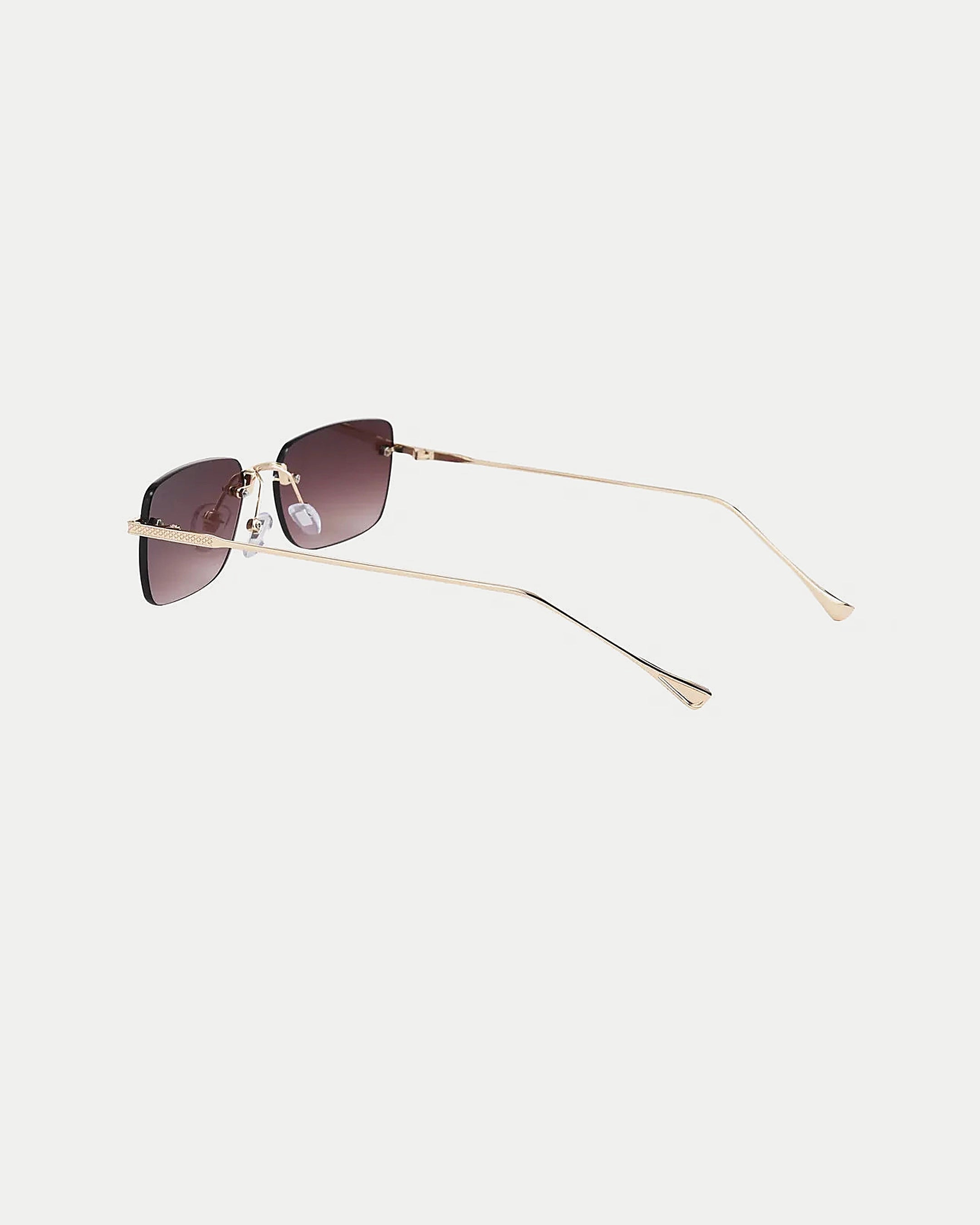 #color_Brown Lenses / Gold Frame